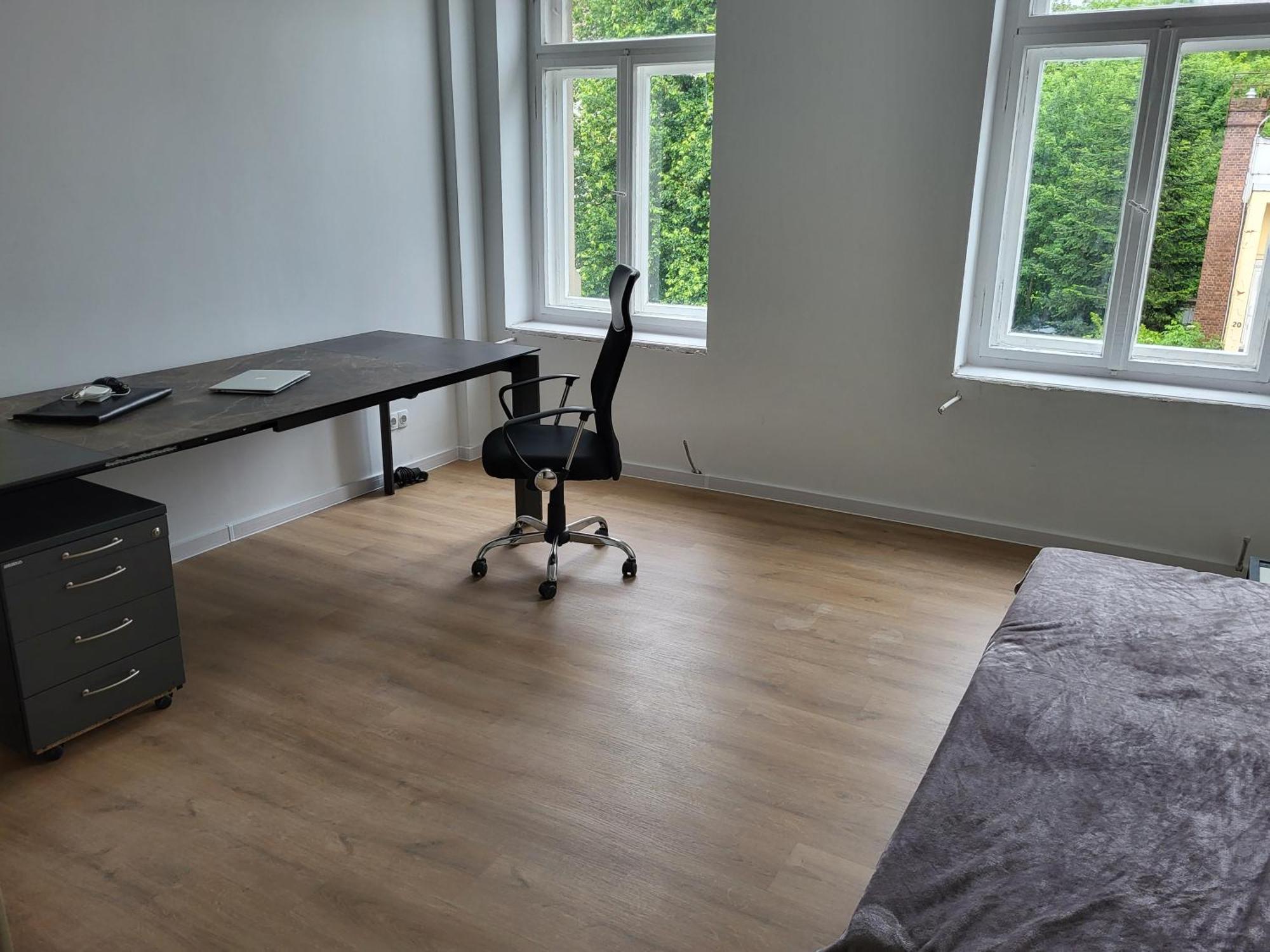 Volkshaus Hbf Wg & Serviced Apartments Zittau Exterior photo